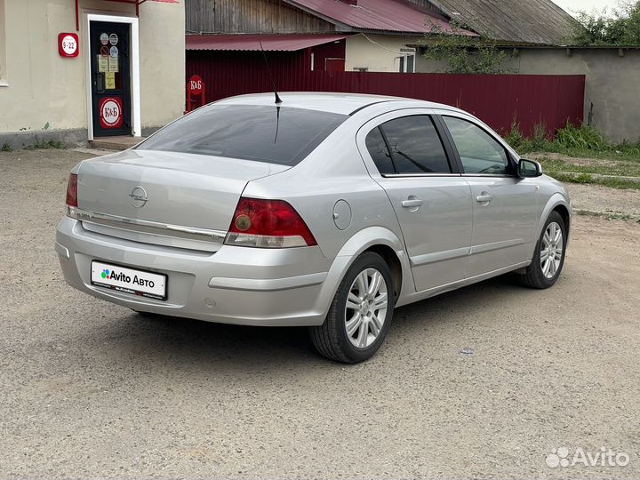 Opel Astra 1.6 МТ, 2008, 232 000 км