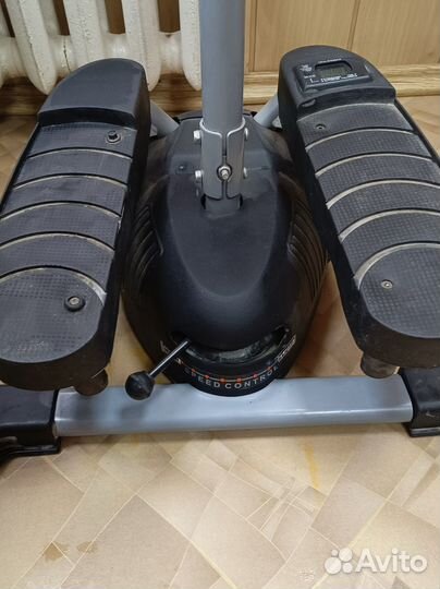 Тренажер степпер поворотный twister