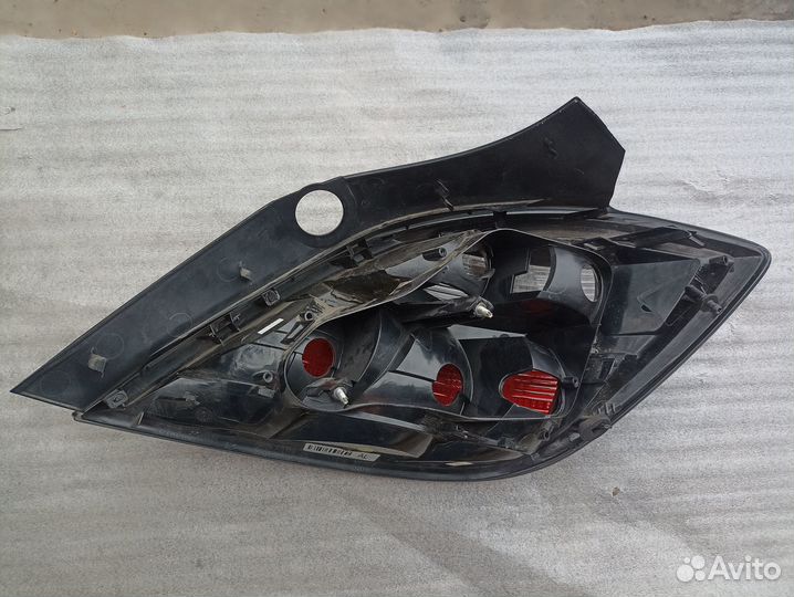 Фонарь задний левый Opel Astra H