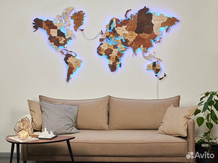 Деревянная карта мира с подсветкой