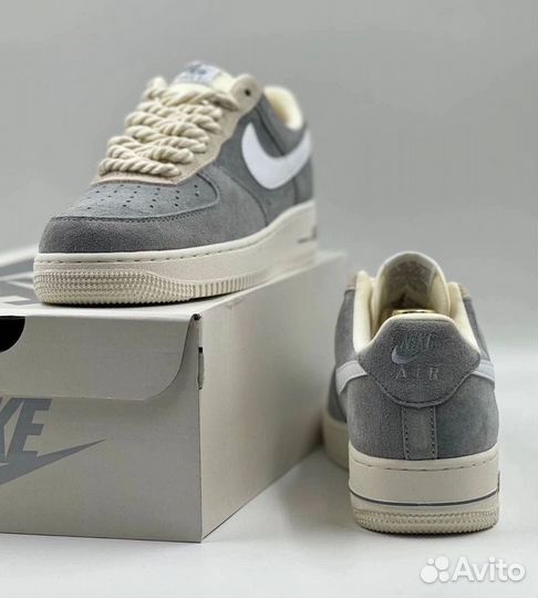 Кроссовки Nike Air Force 1