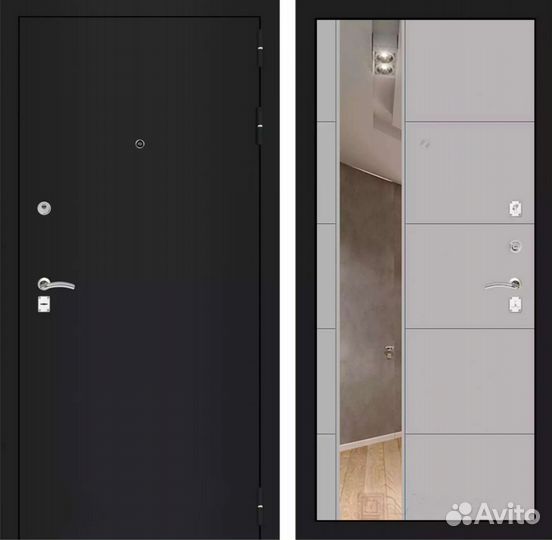 Входная дверь зеркалом