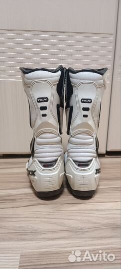 Мотоботы женские