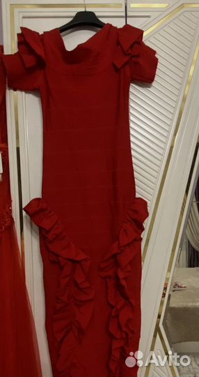 Вечернее платье бордовое