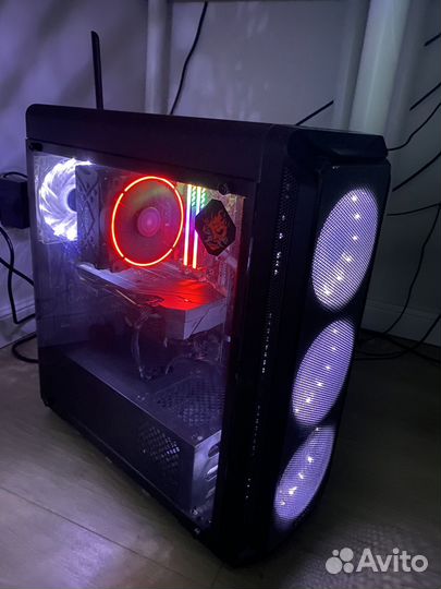 Мощный игровой компьютер С монитором 240 герц