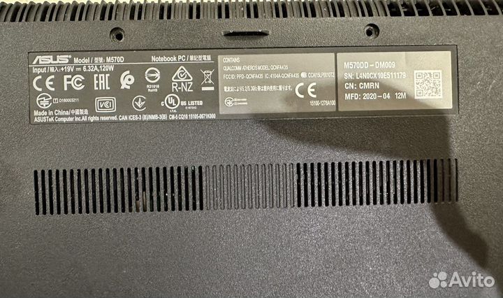 Ноутбук asus в идеальном состоянии