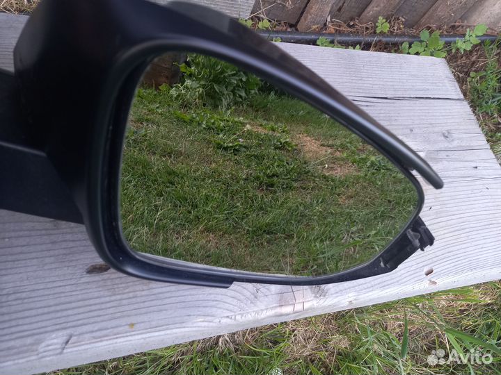 Зеркало Toyota Rav4