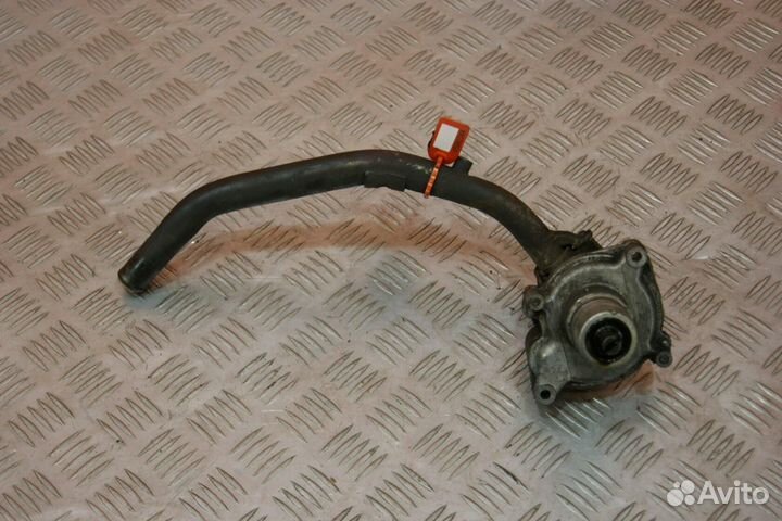 Помпа Yamaha FZR400, 1WG