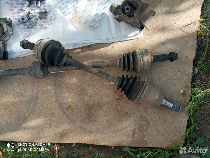 Впускной коллектор,привода, АКПП, Тойота Королла