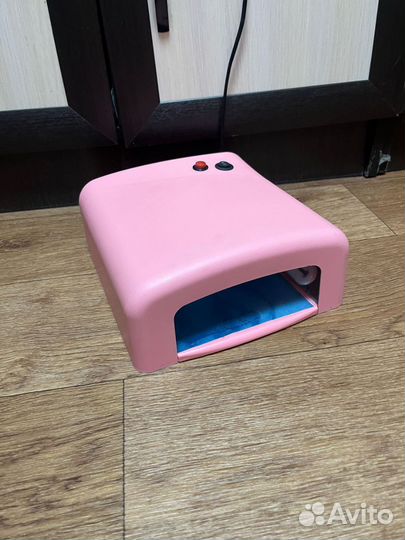 Продам лампу для маникюра