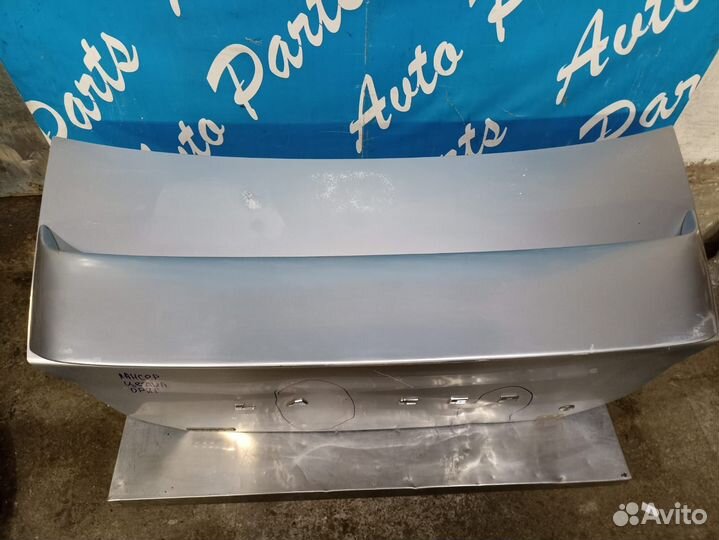 Mitsubishi Lancer Cedia крышка багажника