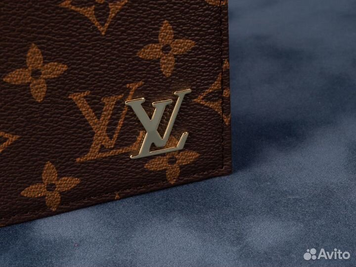 Louis Vuitton обложка на паспорт