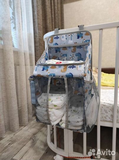 Органайзер на кроватку