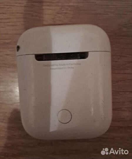 Беспроводные наушники apple airpods 1