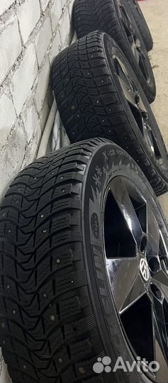 Michelin X-Ice 3 205/60 R16
