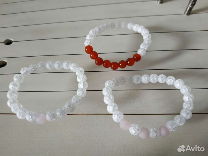 Новый детский браслет из камня белый