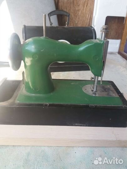 Детская швейная машина СССР