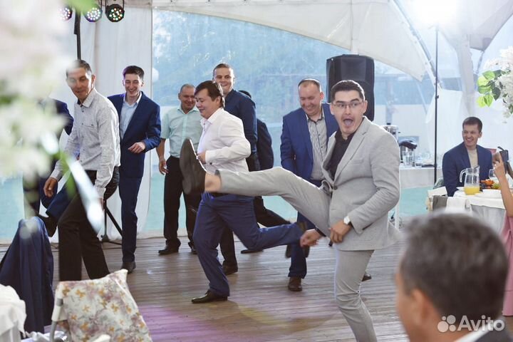 Ведущий Лиля и Айнур Валеевы