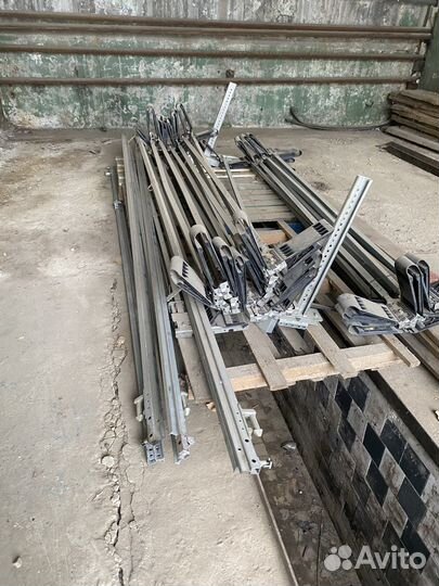 Сдвижная крыша на полуприцеп