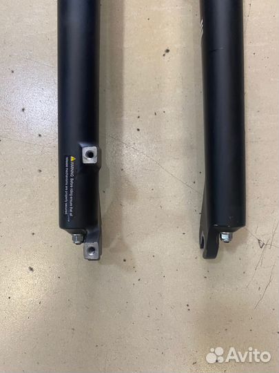 Вилка б/у Suntour XCM 30 отличное состояние