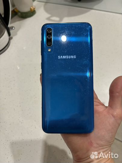 Samsung Galaxy A50, 4/64 ГБ