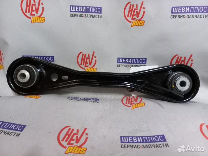 Рычаг подвески задней, поперечный Cadillac XT5