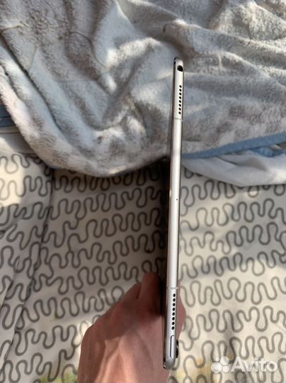 iPad pro 10,5 LTE + pencil 1 gen