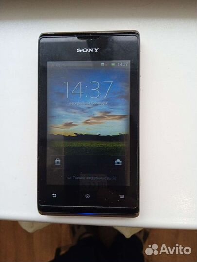Sony Xperia E, 4 ГБ