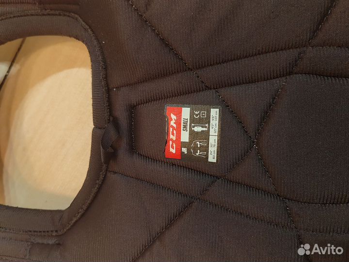 Нагрудник хоккейный CCM Jr s