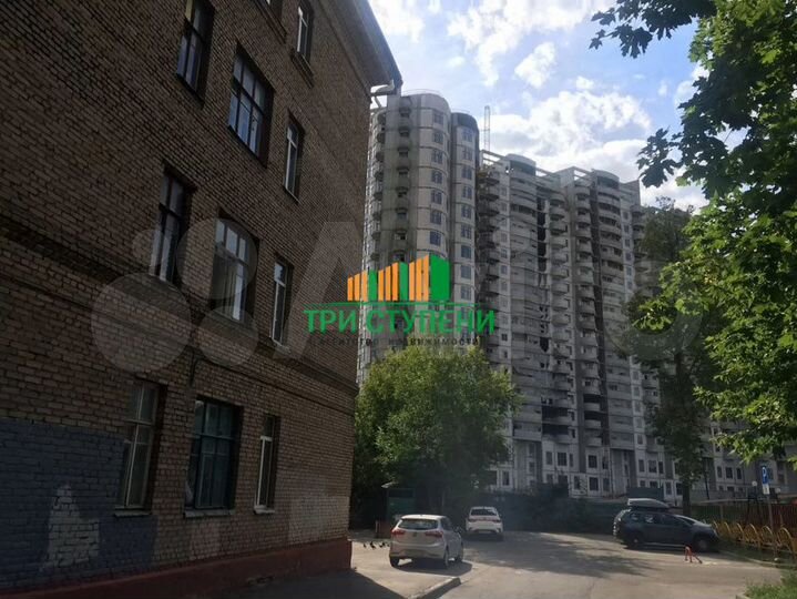 Комната 18 м² в 5-к., 4/5 эт.