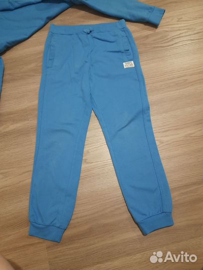 Костюм, брюки и толстовка 134