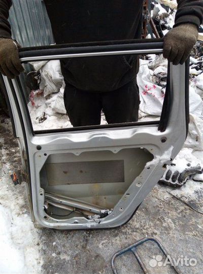 Дверь задняя правая Volkswagen Passat B6 универсал