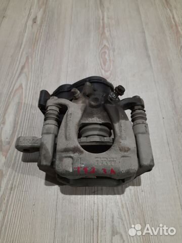 Суппорт тормозной задний Nissan X-trail T32 Лев