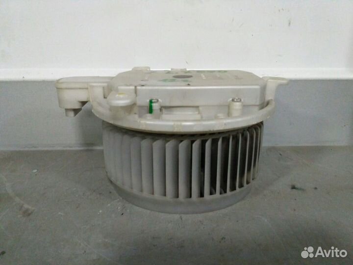 Вентилятор печки Lexus LX 570
