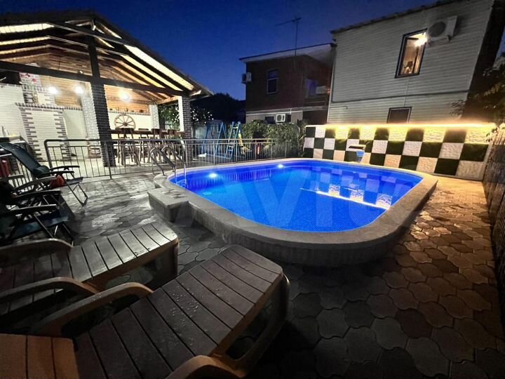 Гостиница, 500 м²