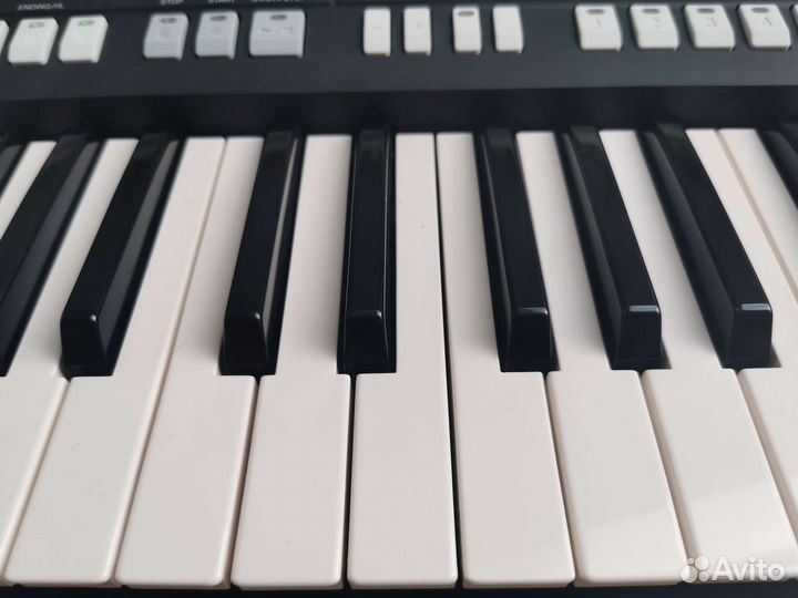 Синтезатор yamaha psr s750