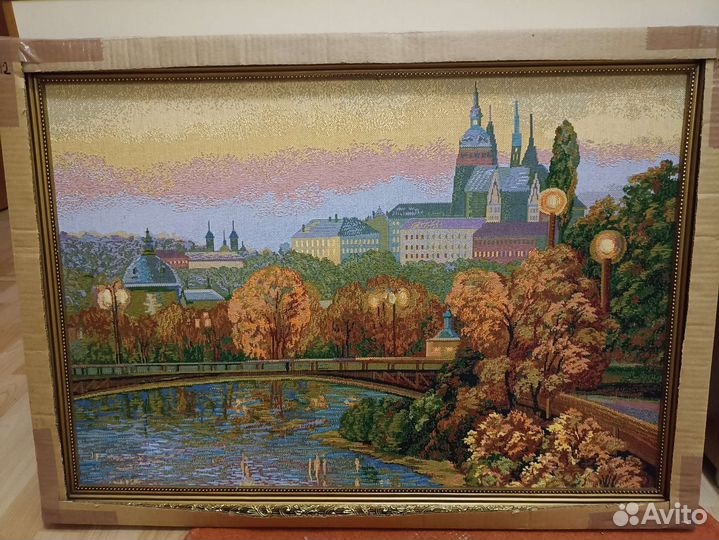 Картина из гобелена