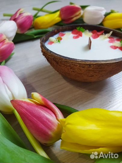 Свеча в кокосе