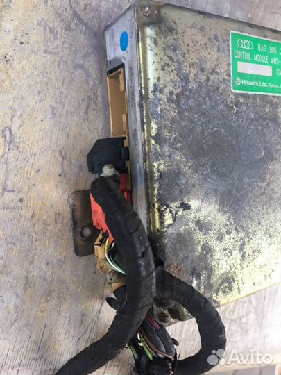 Audi 2,8 эбу двигателя 8A0906266A