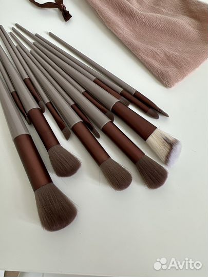 Кисти для макияжа профессиональные в чехле 13 штук