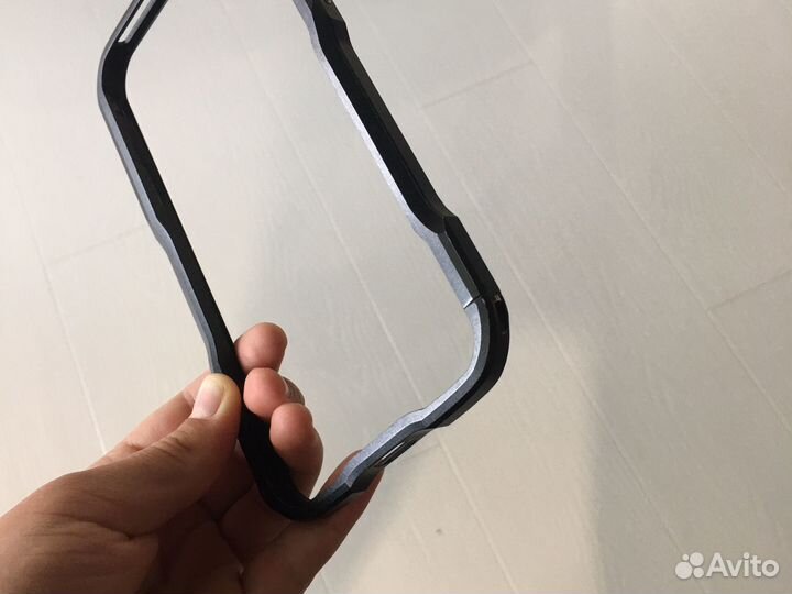 Чехол защитный на iPhone 11