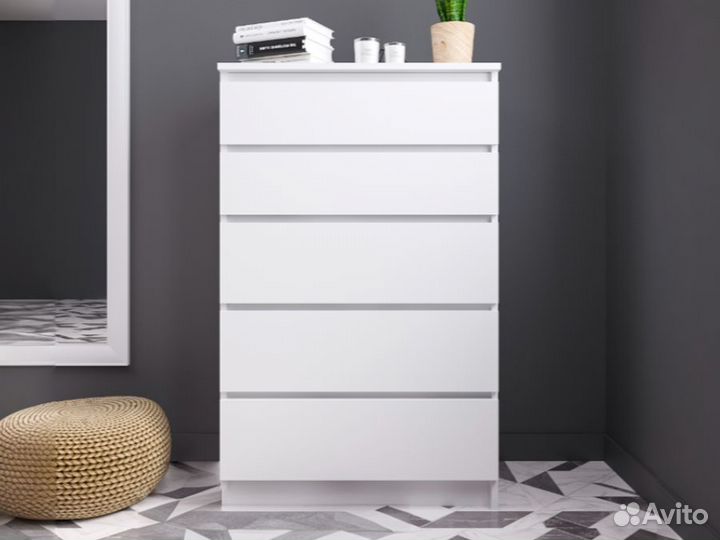 Высокий белый Комод с 5 ящиками в спальню, коридор