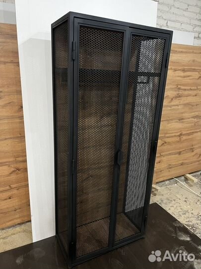 Шкаф в стиле лофт