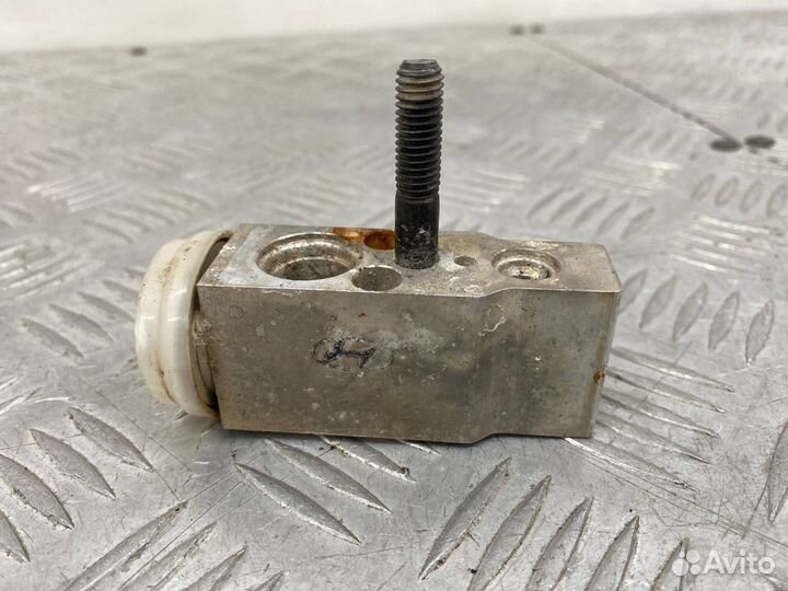 Б/У клапан кондиционера Hyundai Accent LC D3EA