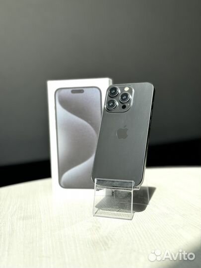 iPhone 15 Pro, 256 ГБ