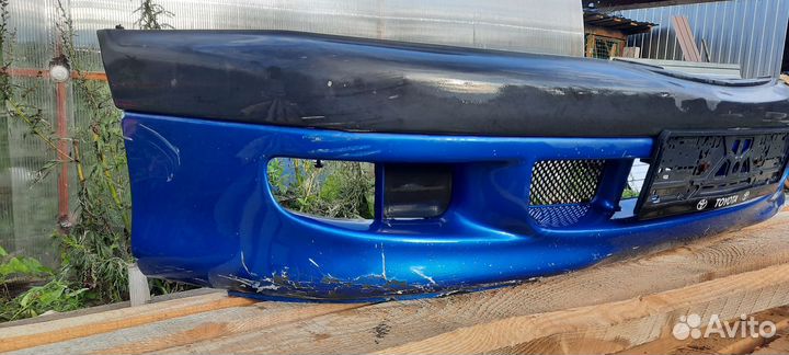 Бампер на таёта avensis