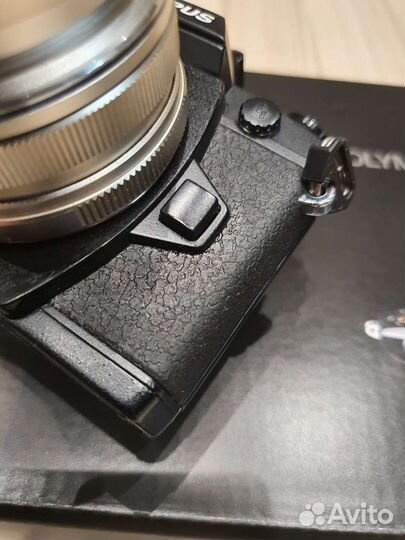 Olympus OM-D E-M1 с объективами 17 25 60 7.5