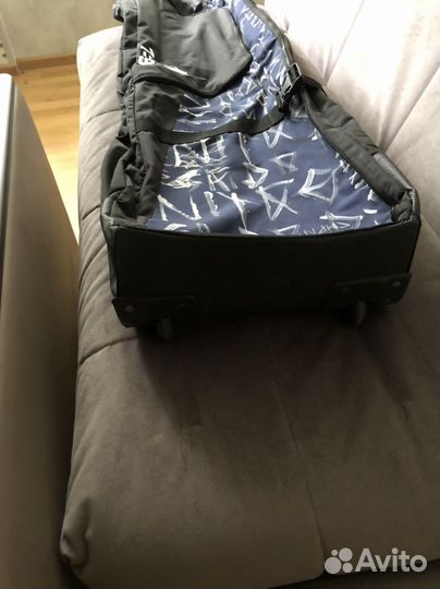 Сумка-чехол для сноуборда на колесах