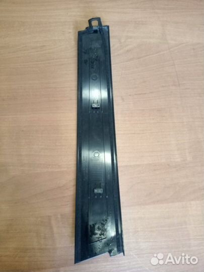 Накладка двери передняя правая Honda Accord седан