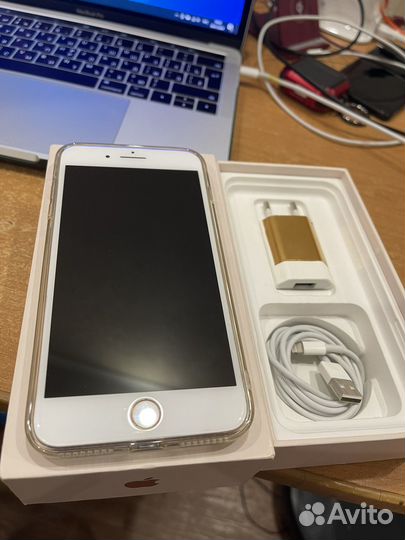 iPhone 8 Plus, 64 ГБ